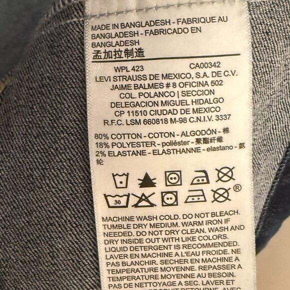 Levi's Signature Women's Denim Blue Jean Stretch Comfort Jacket Size XL - Picture 2 of 14